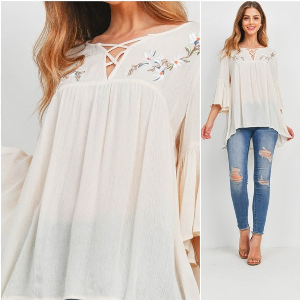 Embroidery Ivory Top